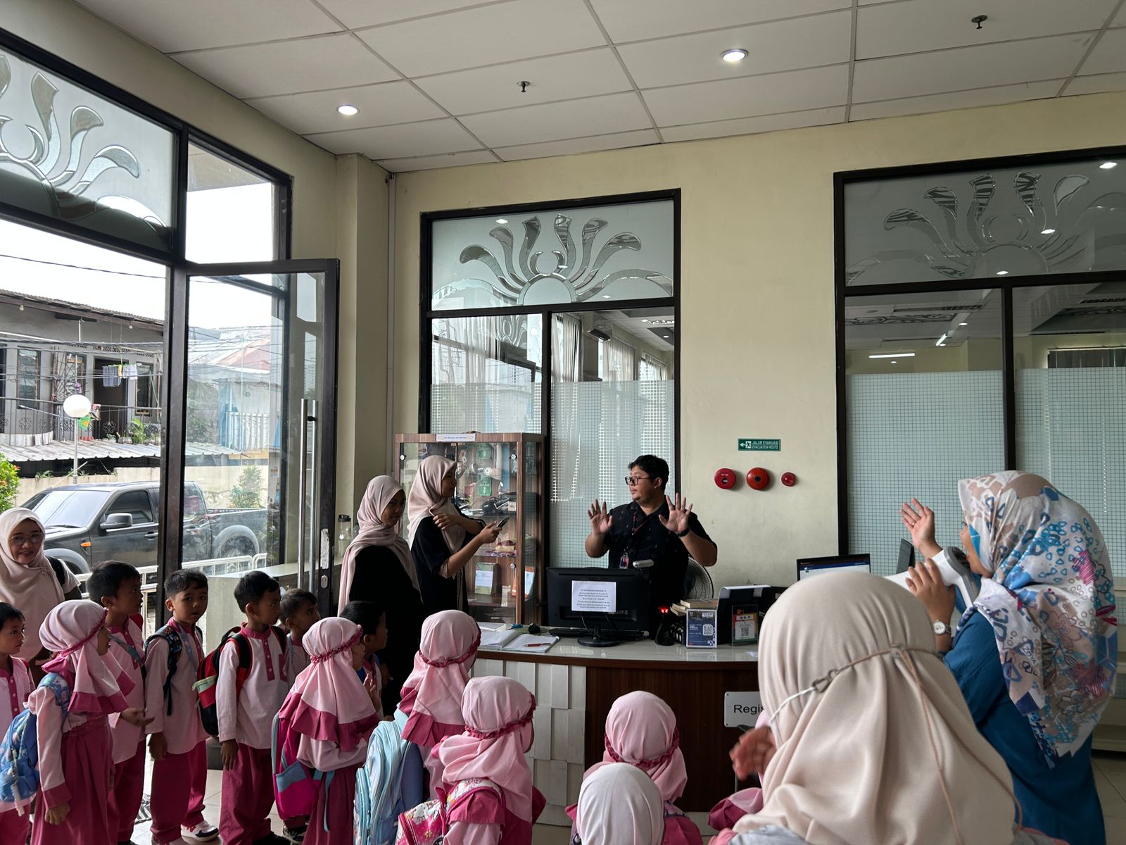 Wisata LiterAsyik Ke Perpustakaan Jakarta Timur Bersama PAUD Alquran Nurus-Syifa